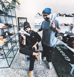 feature3 marios in his store