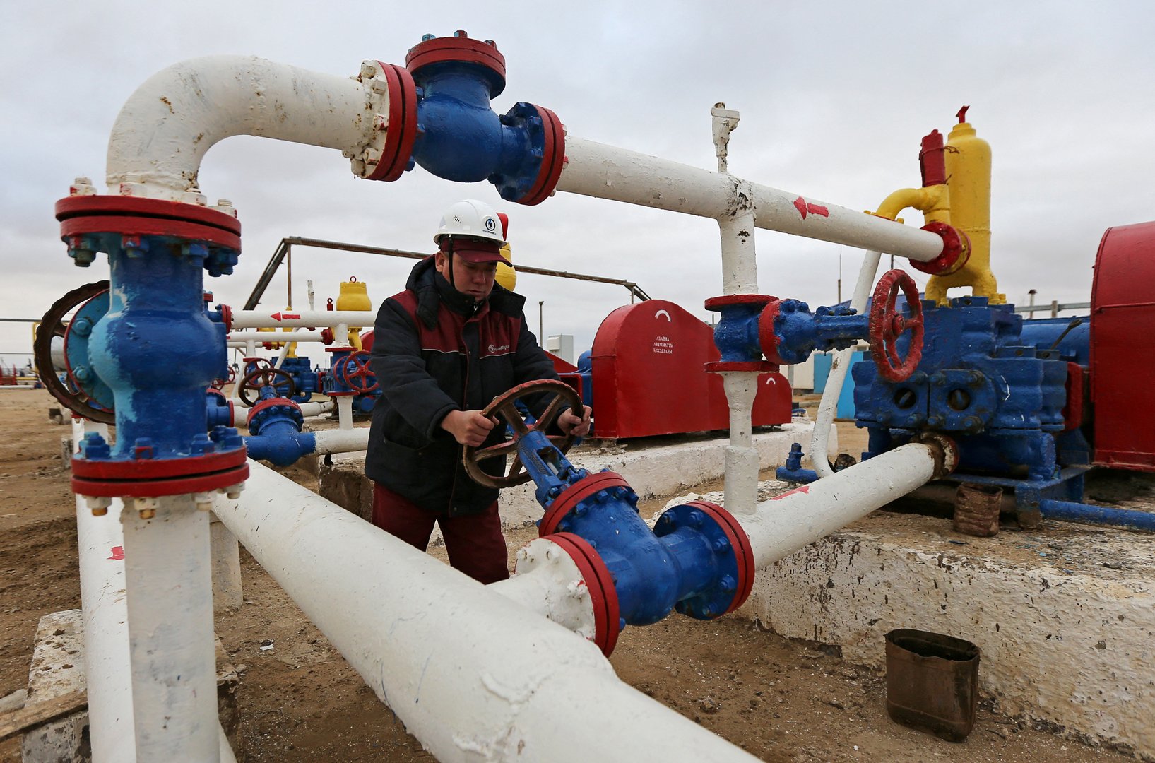 image Russian gas out, renewables in? Europe clings to green goals