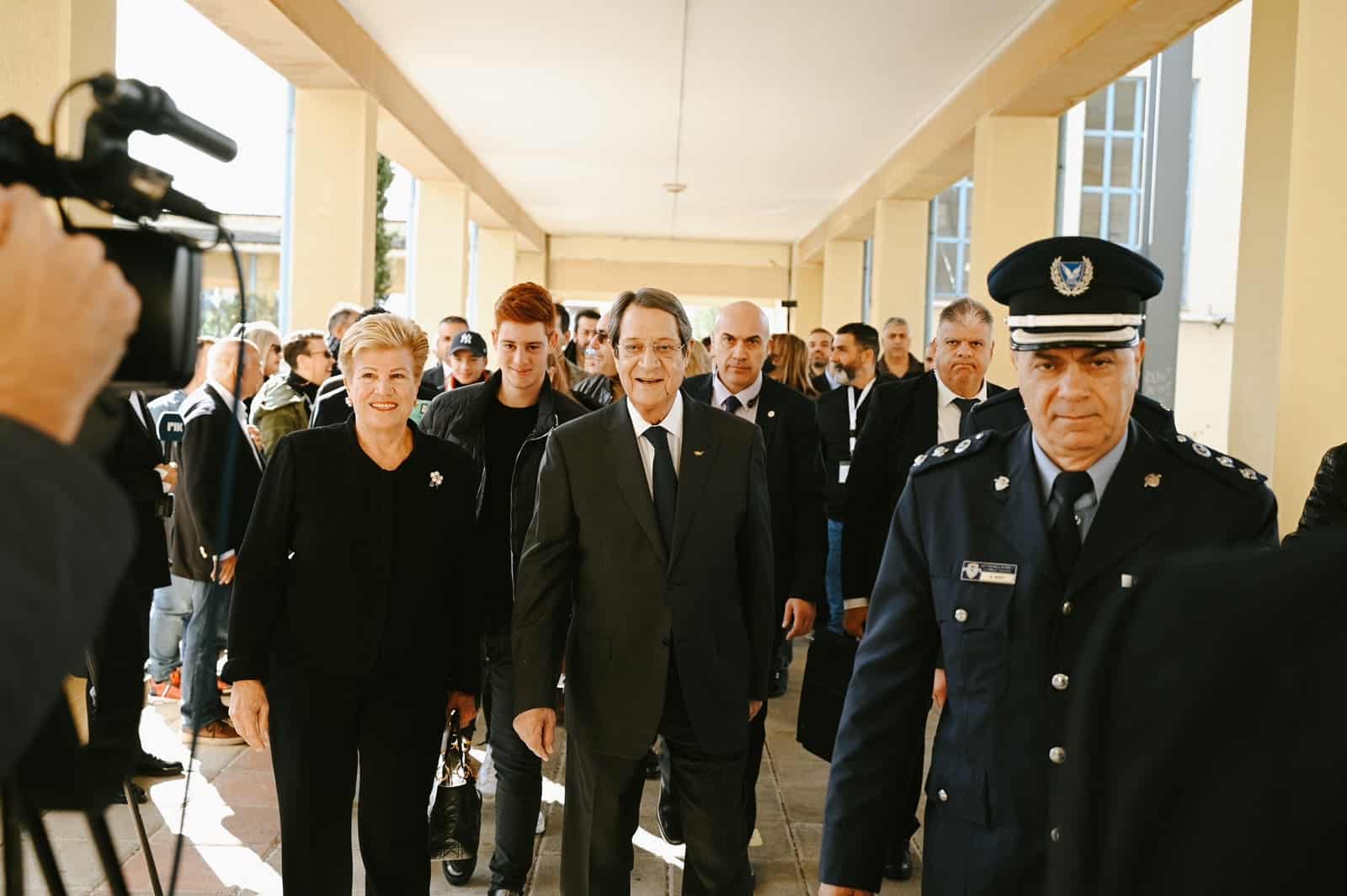 image Anastasiades pushed for support of his choice before final count was in