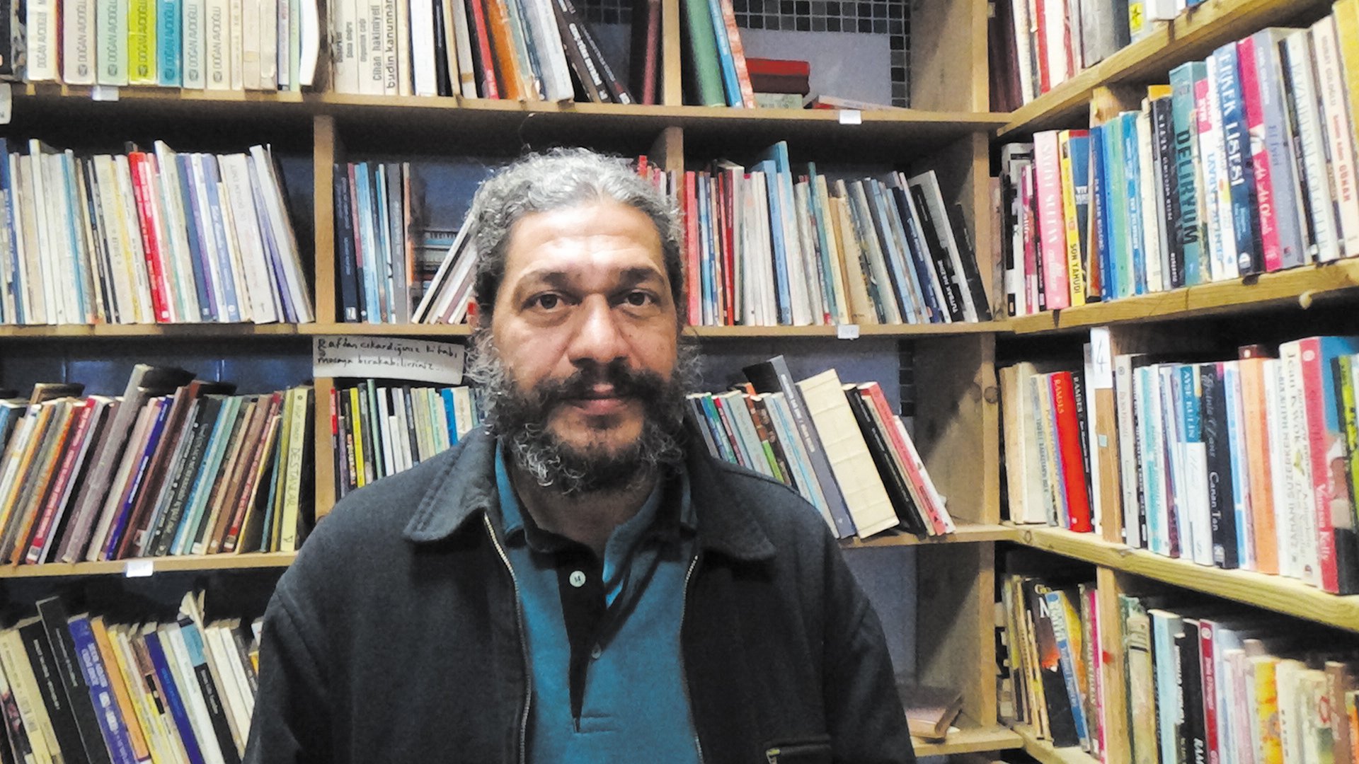 image Second-hand bookseller in a world of language