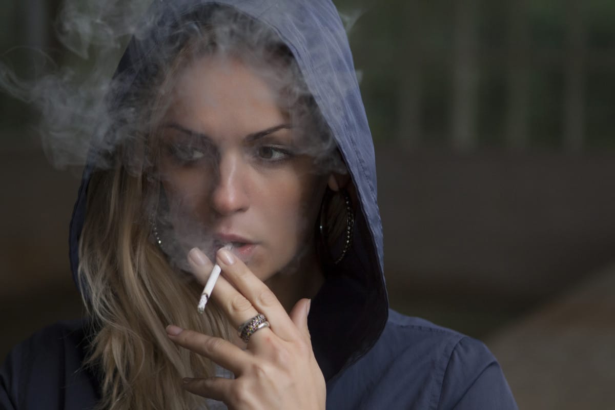 image Cypriot students lead Europe in e-cigarette and hookah use
