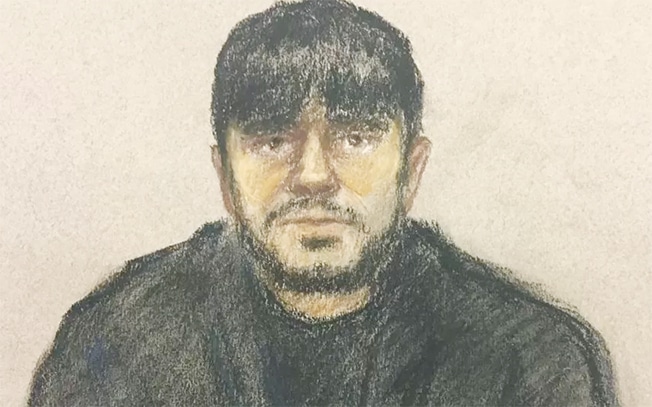 image Man admits treason charge over threat to kill Queen Elizabeth