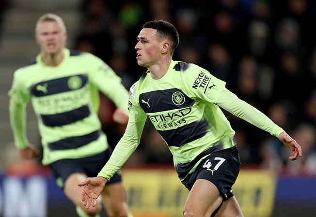 image Foden double eases Man City into sixth round, Leicester out