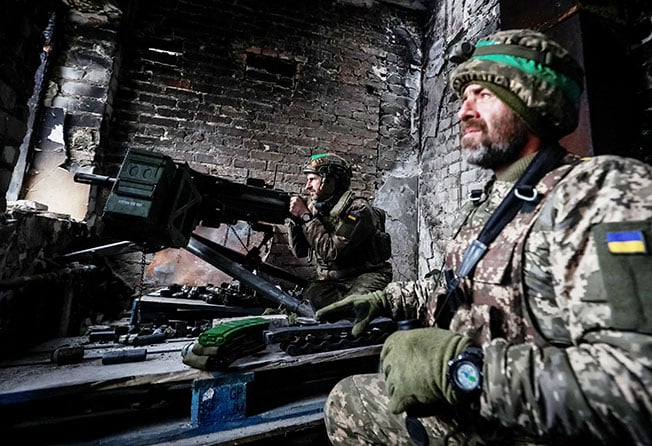 image Ukraine clings to Bakhmut; Russia battles saboteurs in cross-border raid