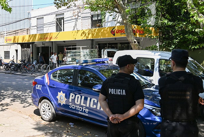 image &#8216;Messi, we&#8217;re waiting for you&#8217;: threat left after attack on family business