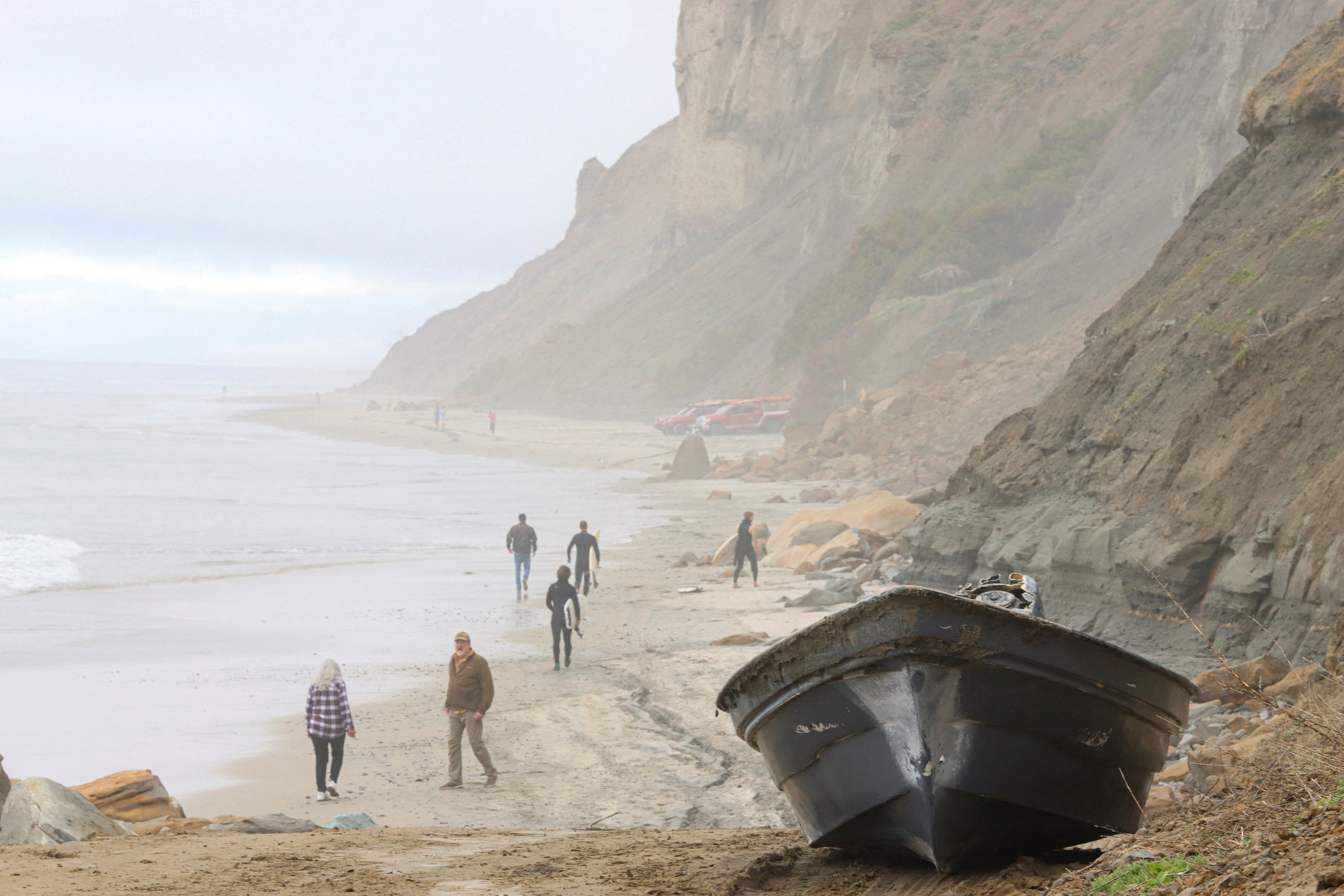 image Eight dead after two boats capsize near San Diego
