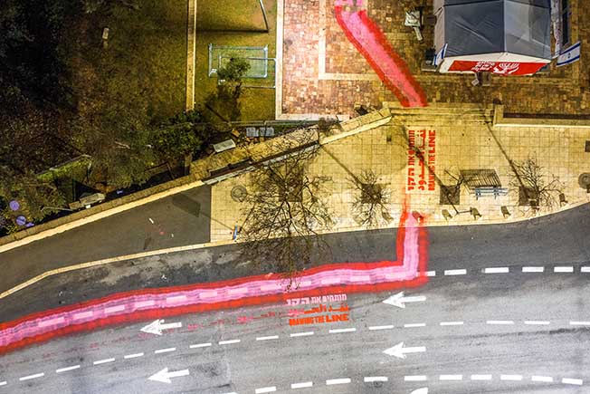 image Israeli protesters paint &#8216;red line&#8217; leading to Supreme Court after Netanyahu spurns compromise