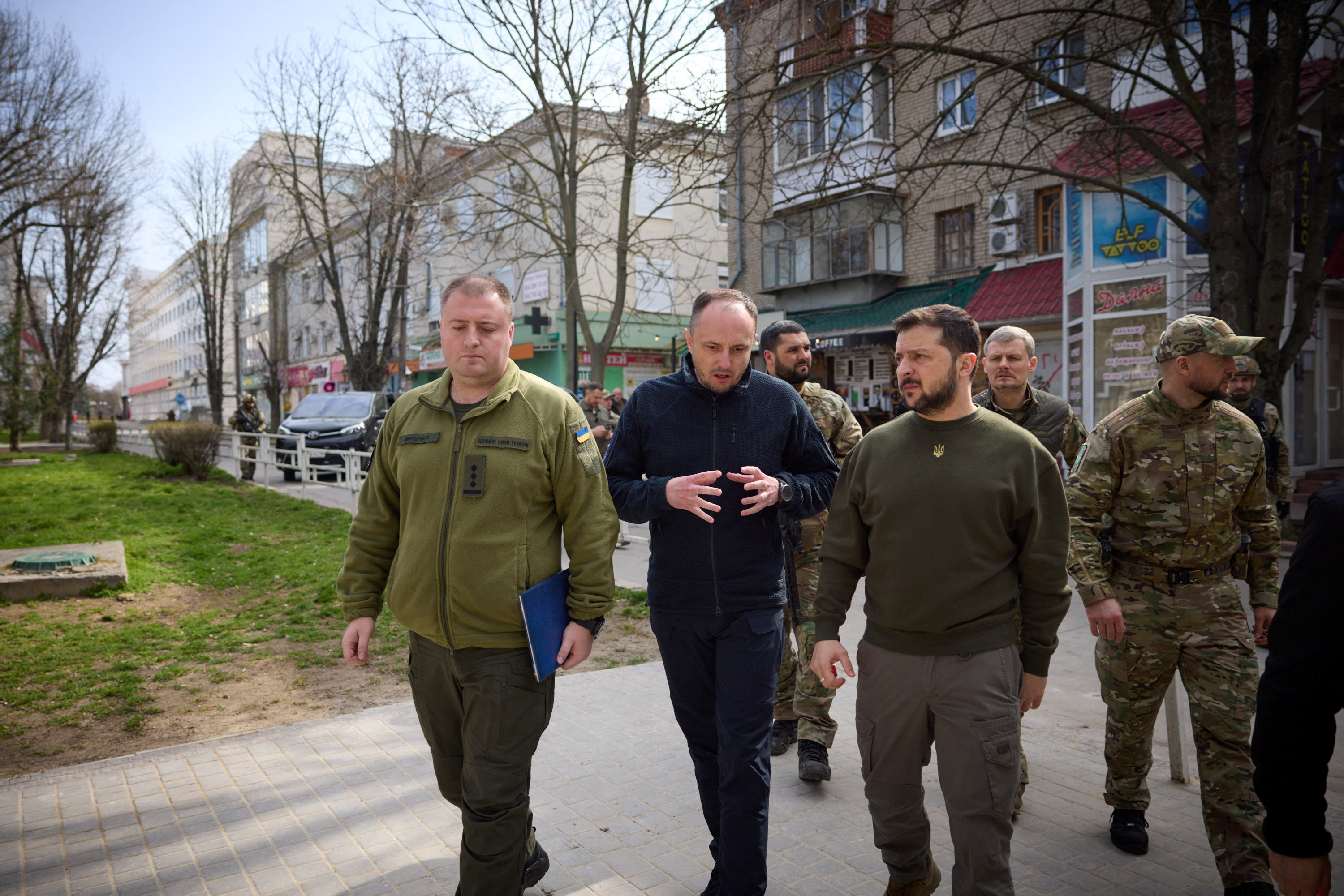 image Zelenskiy tells Europe: Be quicker with military aid or face a long war