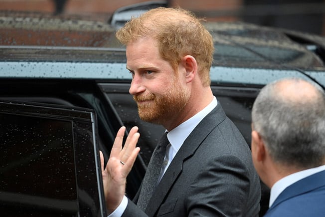image Prince Harry&#8217;s lawyers say UK tabloid sowed &#8216;discord&#8217; with Prince William (Updated)