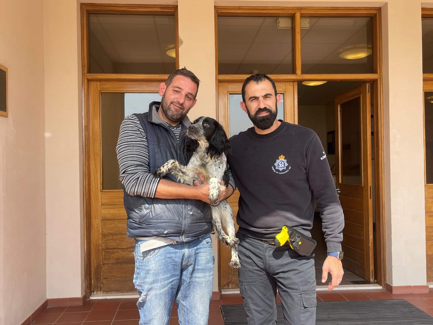 dog handover 2