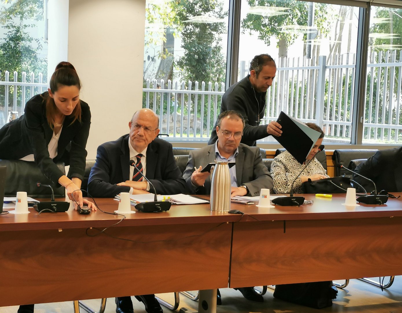 image Finance minister calls on banks to amend lending rates, reduce charges (Updated)