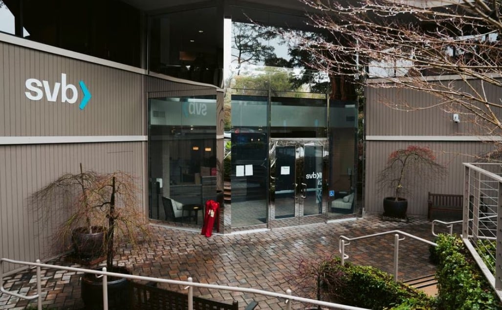 image Tech execs race to save startups from &#8216;extinction&#8217; after SVB collapse