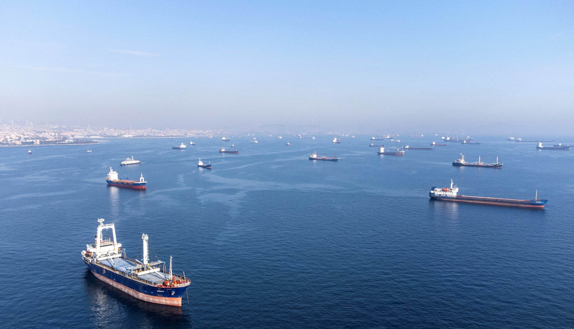image Russia, Ukraine agree to sea, energy truce; Washington seeks easing of sanctions