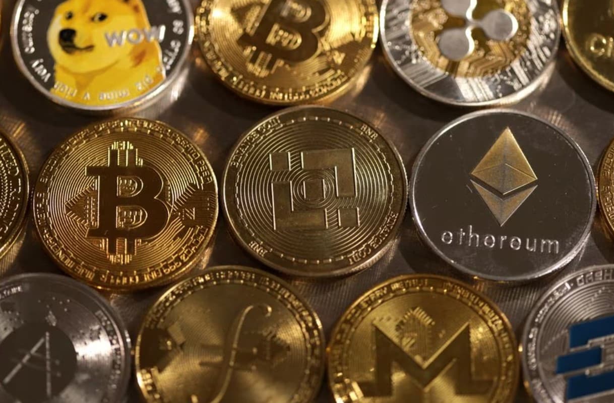 image Crypto stocks slide after Silvergate decides to shut down