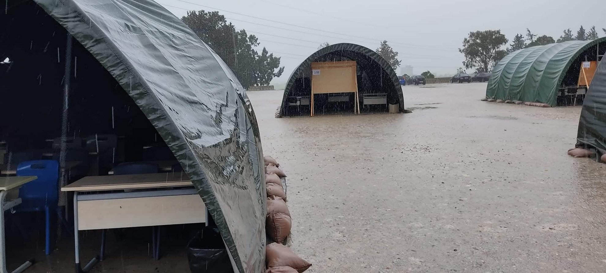 image ‘Tent schools’ in the north flood