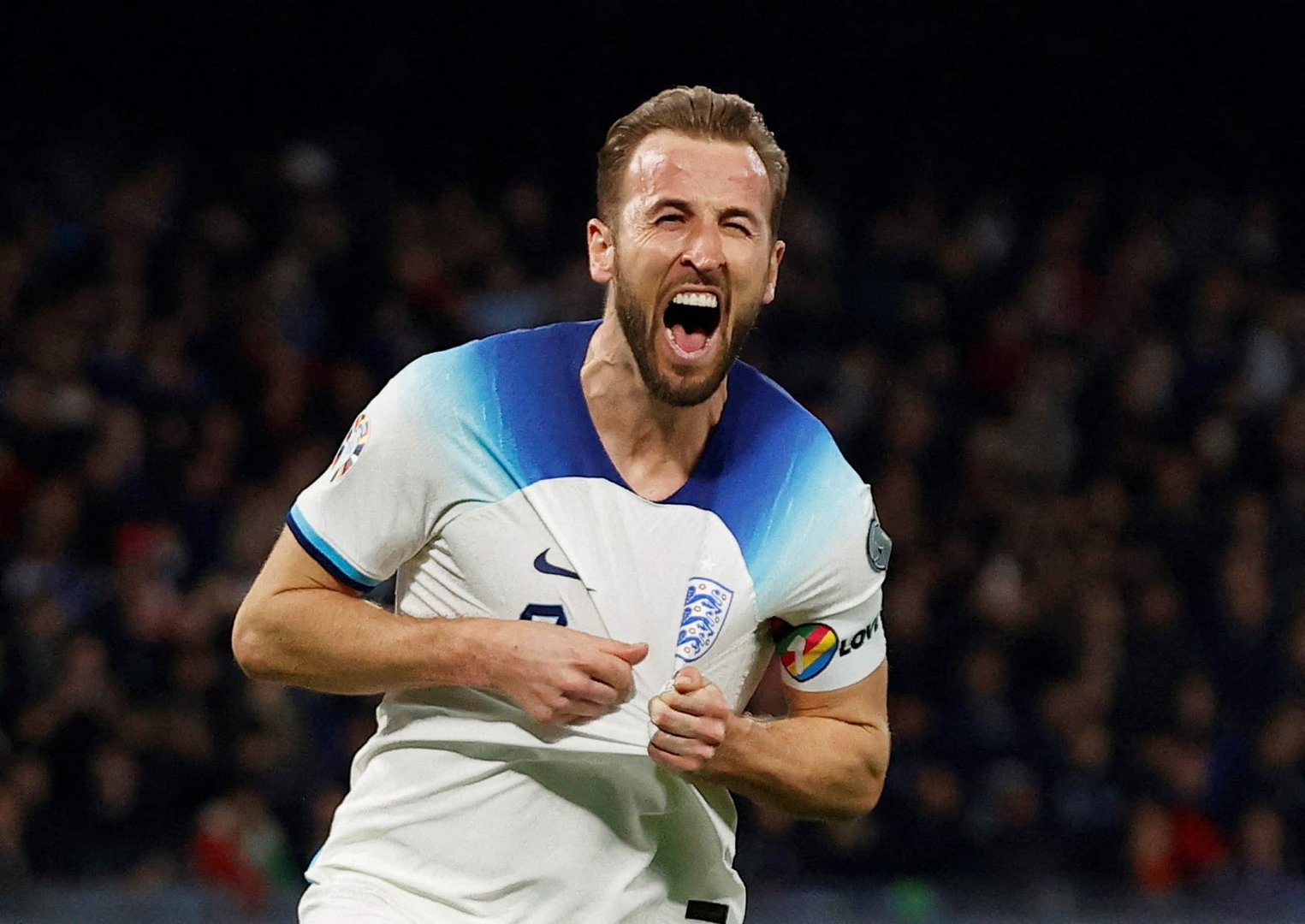 image Kane savours magic moment as he becomes England&#8217;s top scorer