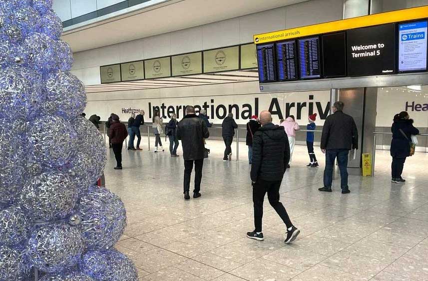 image Security staff at Heathrow Airport vote for 10-day strike
