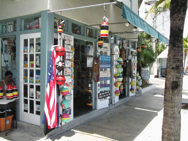 image How to create a successful novelty shop