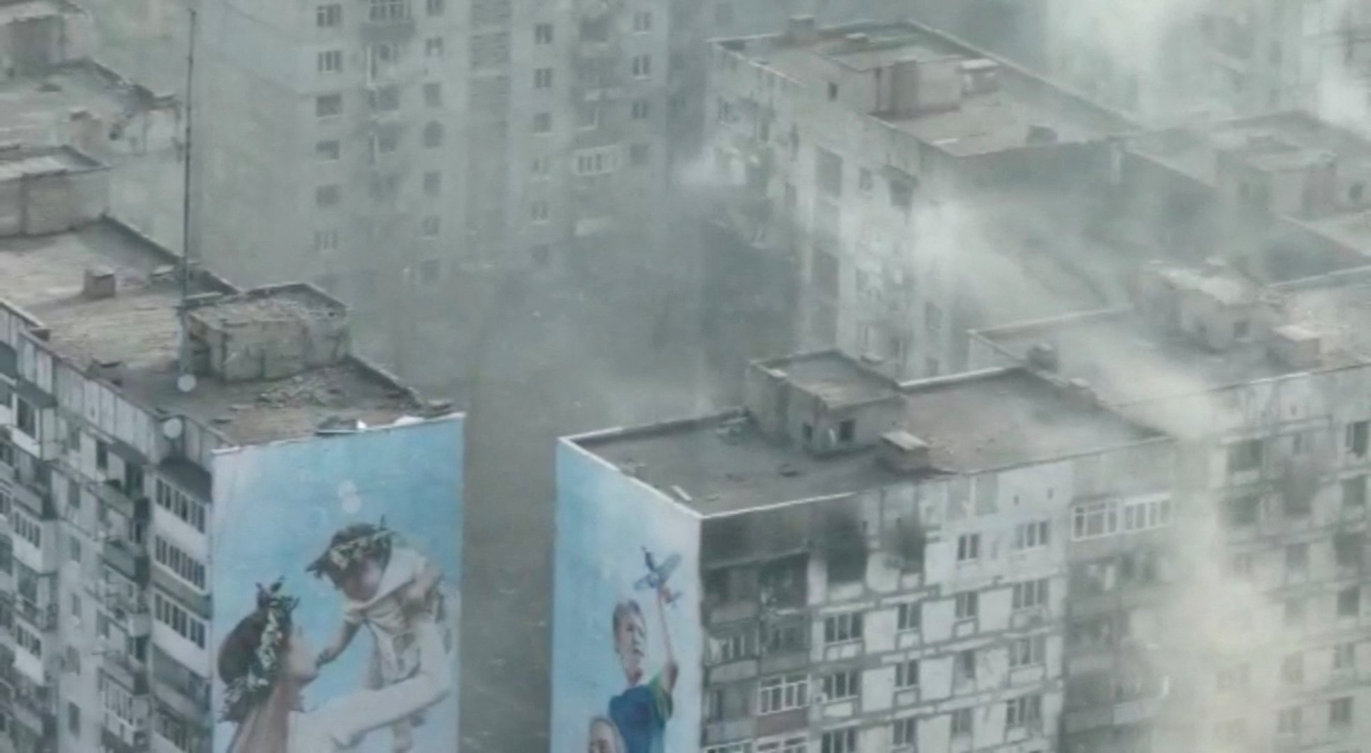 image Ukraine says its forces fight on in Bakhmut, mocks Russian claim