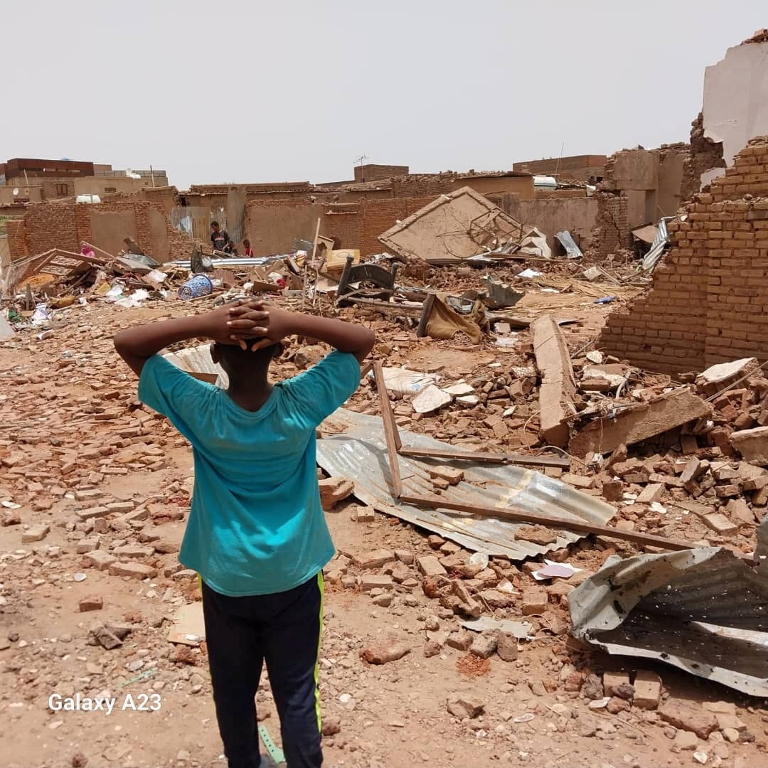 image Sudan&#8217;s Bashir moved from jail as allies walk free, fighting flares (updated)