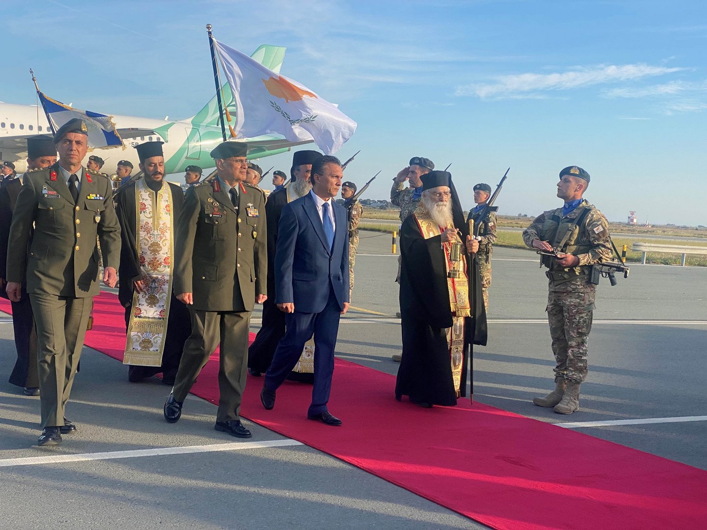 image Holy Light arrives in Cyprus for Easter services