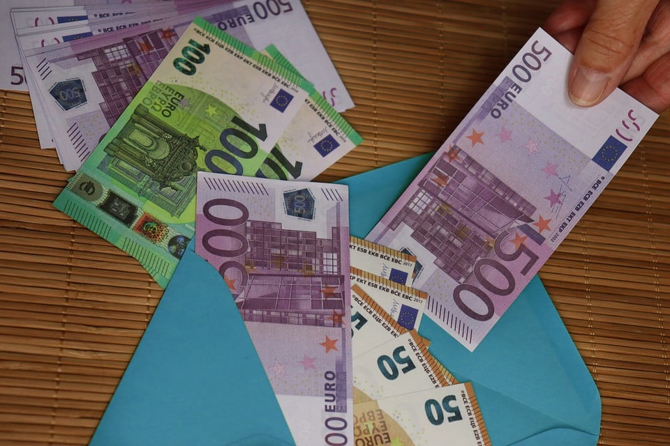 image 45-year-old man sued for €700,000 fraud case