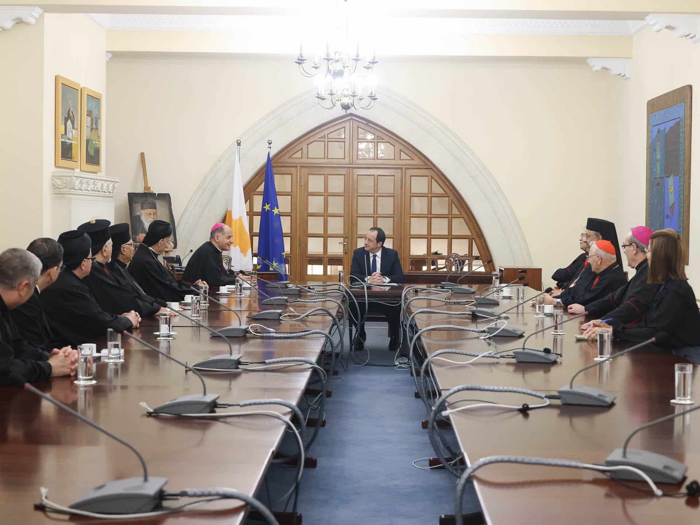 image President meets with church patriarchs