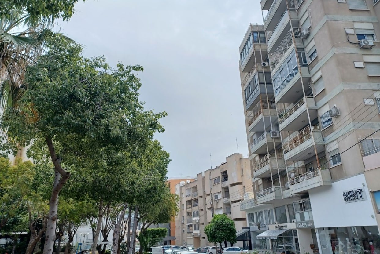 image 8 tips for students to navigate the Cyprus real estate market