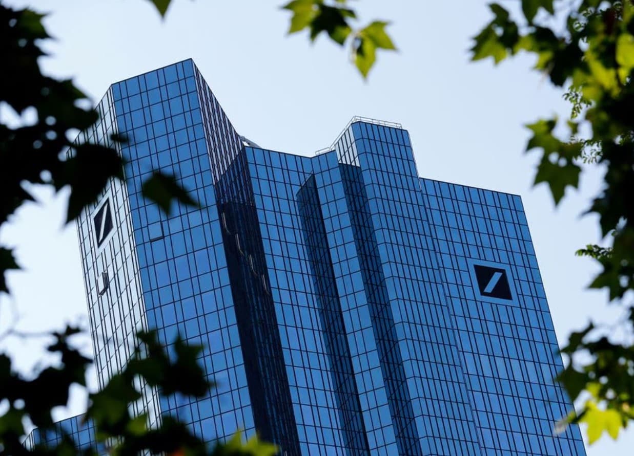 image Deutsche Bank posts better-than-expected profit; flags job cuts