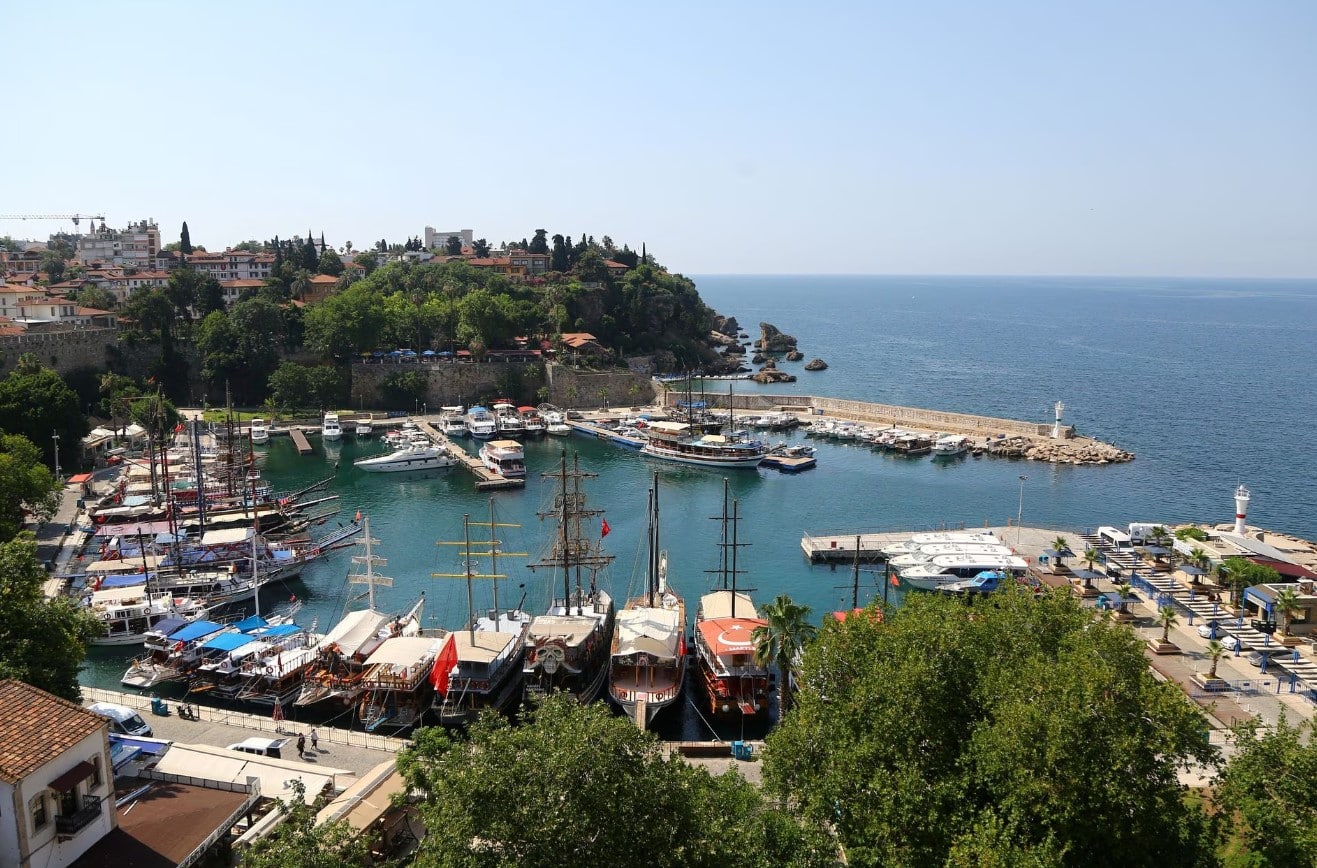 image Turkey&#8217;s key tourism sector slow to recover after huge earthquake