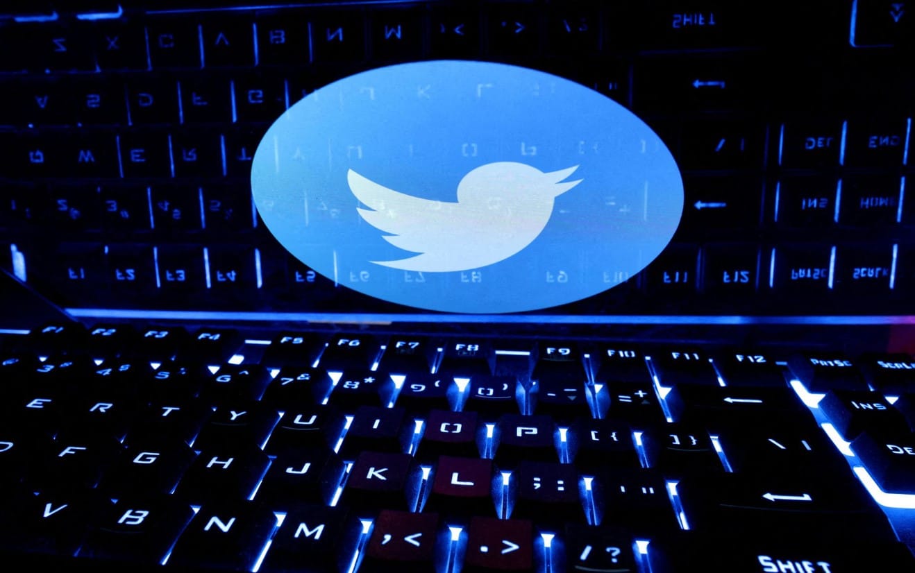 image Musk nabs ex-NBCUniversal ad chief Yaccarino as new Twitter CEO