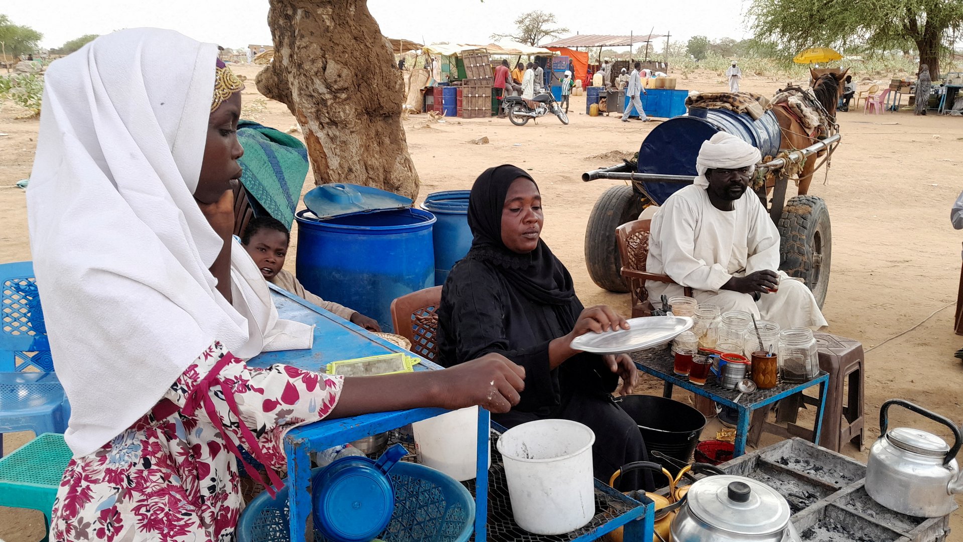 image Sudan conflict could prompt 800,000 people to flee, UN says