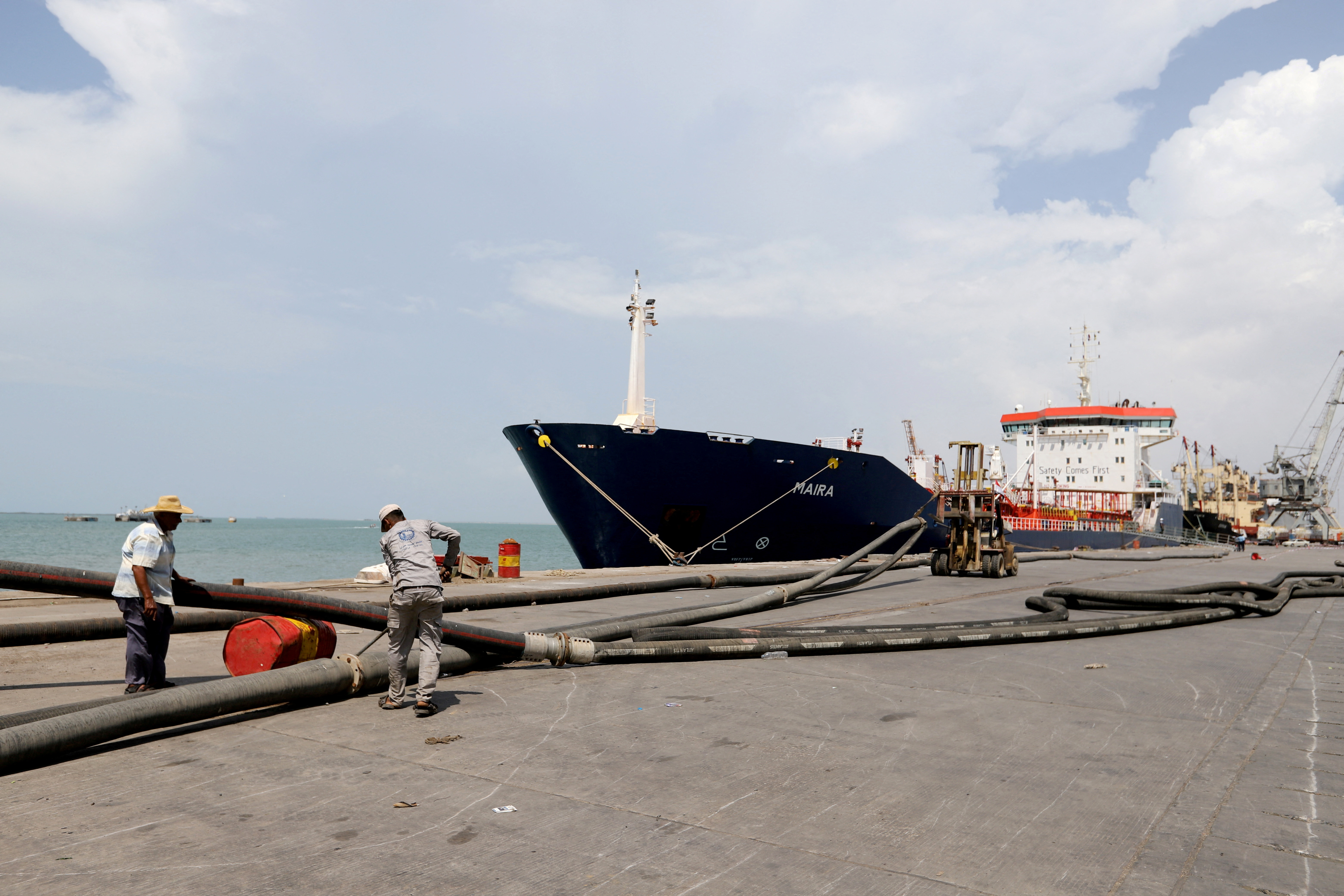 image UN fails to raise enough money for Yemen oil tanker operation