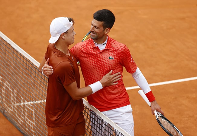 image Rune repeats Djokovic upset to storm into Rome semi-finals