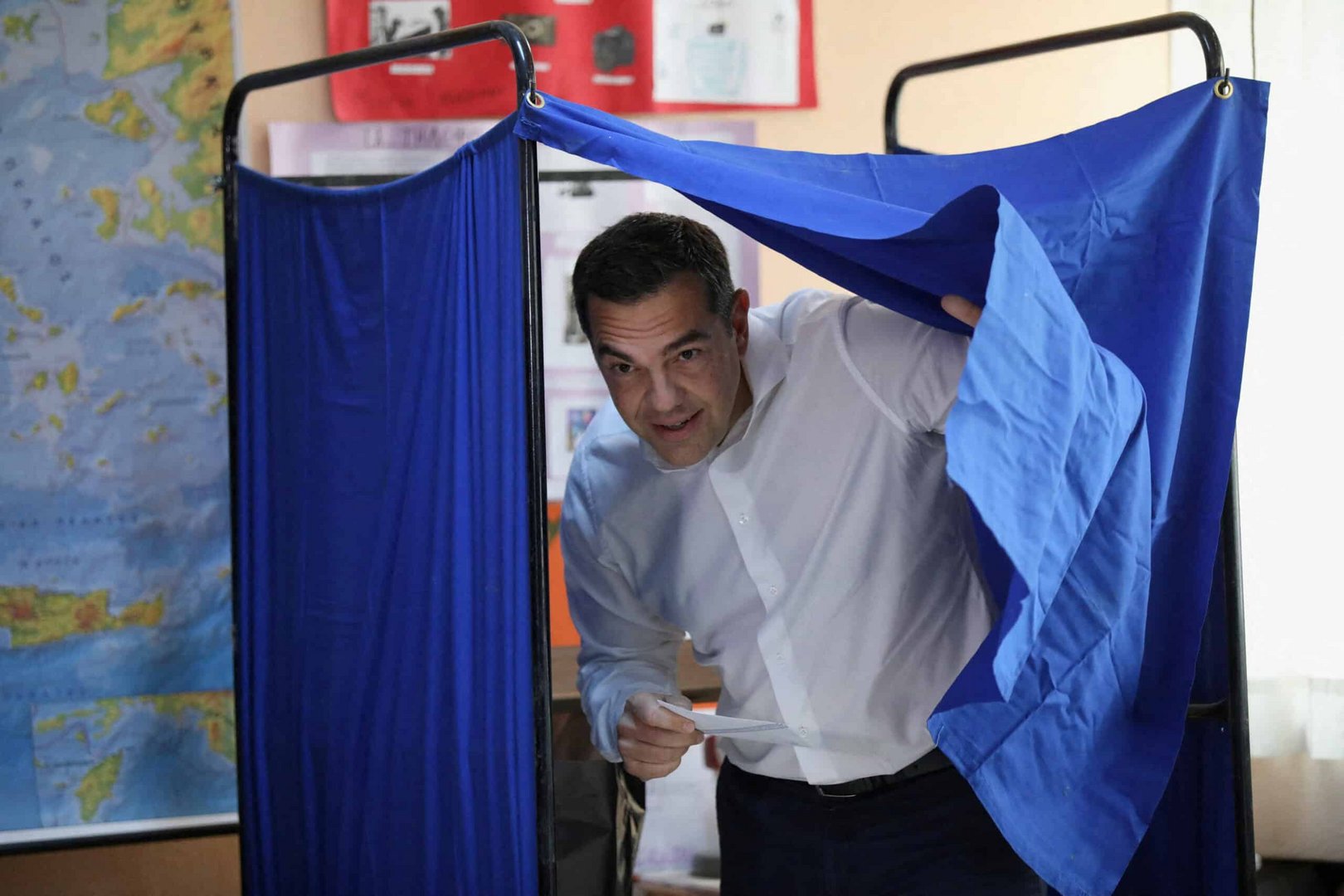 greece holds parliamentary election