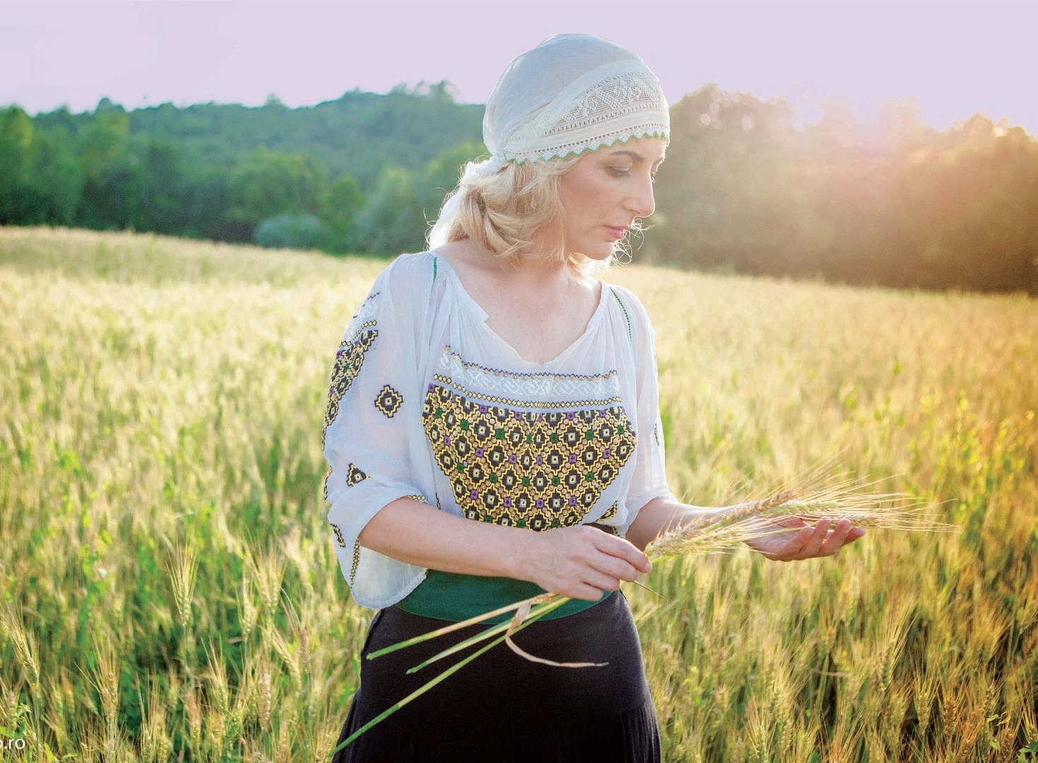 image Celebrating the festival of the Embroidered Blouse