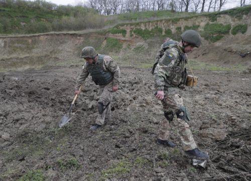 image Cyprus helping train 24 experts from Ukraine in demining