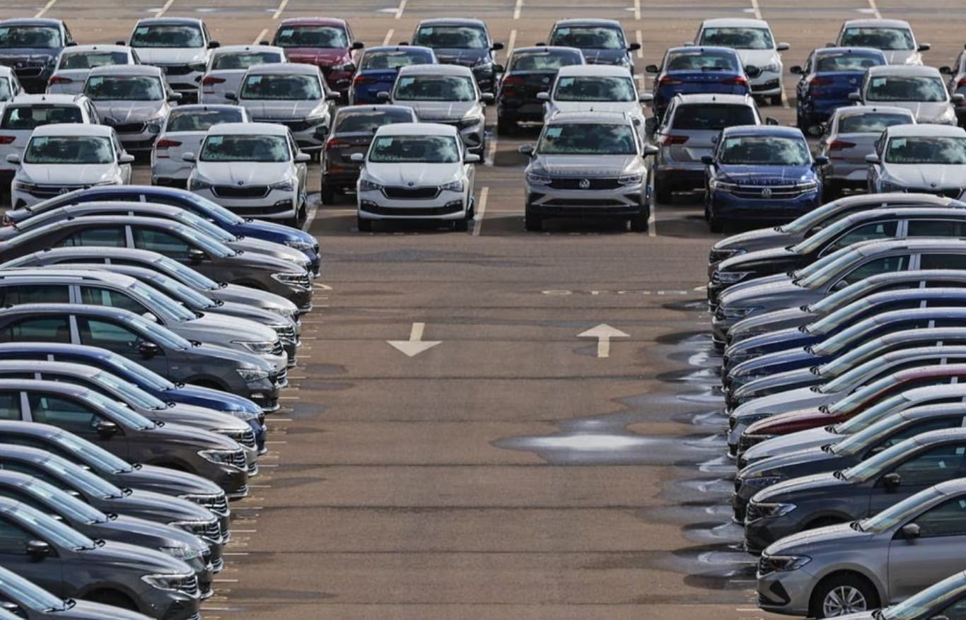 image Russian carmaker files third lawsuit against Volkswagen
