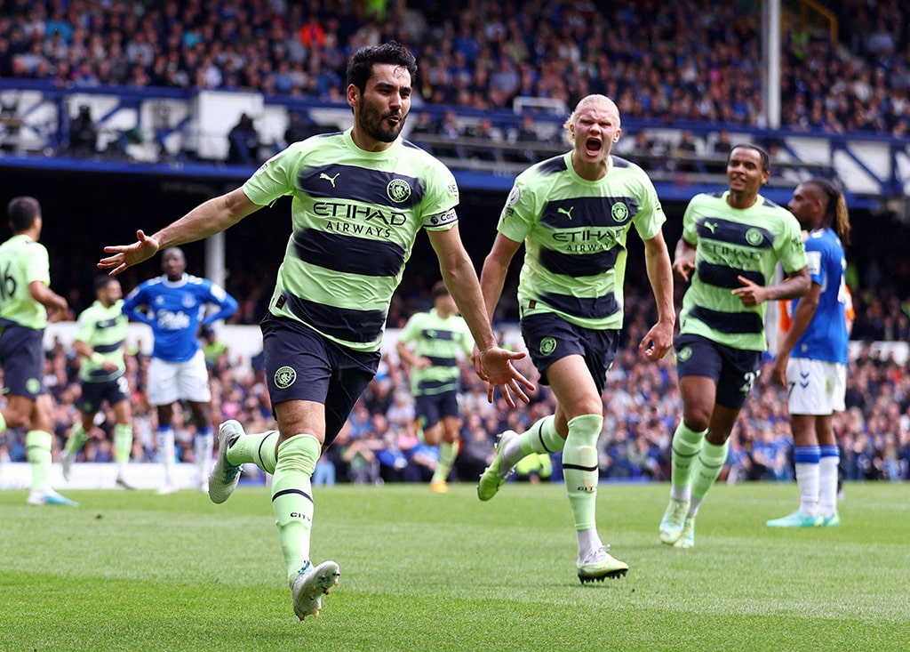 image Gundogan stars as Man City move four points clear at the top