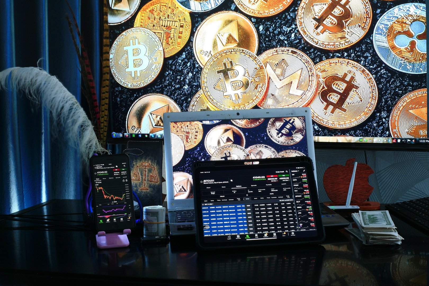 image The pros and cons of Aave investment