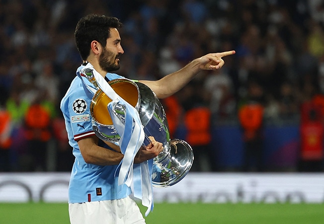 image Barcelona sign Gundogan on free transfer after Man City exit