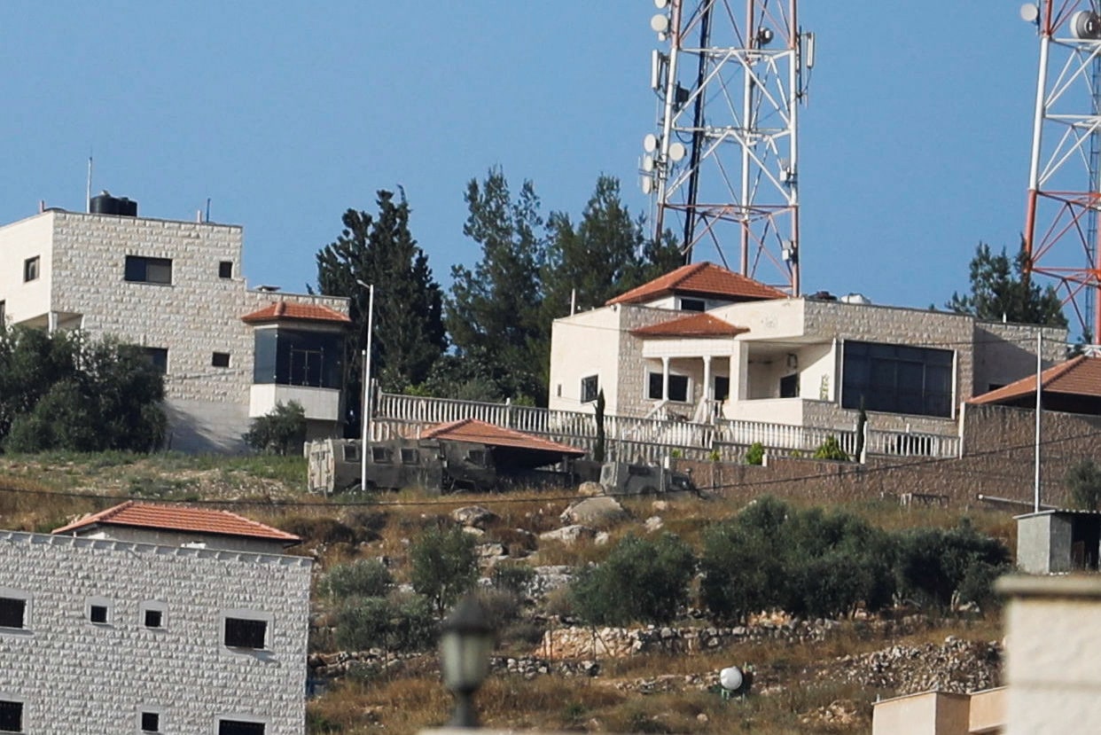 image Israeli troops, backed by helicopter, kill 3 Palestinians in clash