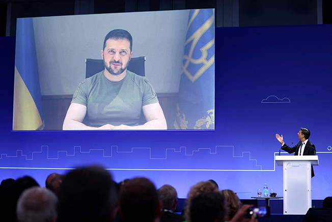 image Ukraine offensive &#8216;slower than desired&#8217;, Zelenskiy says; Putin sees &#8216;lull&#8217;