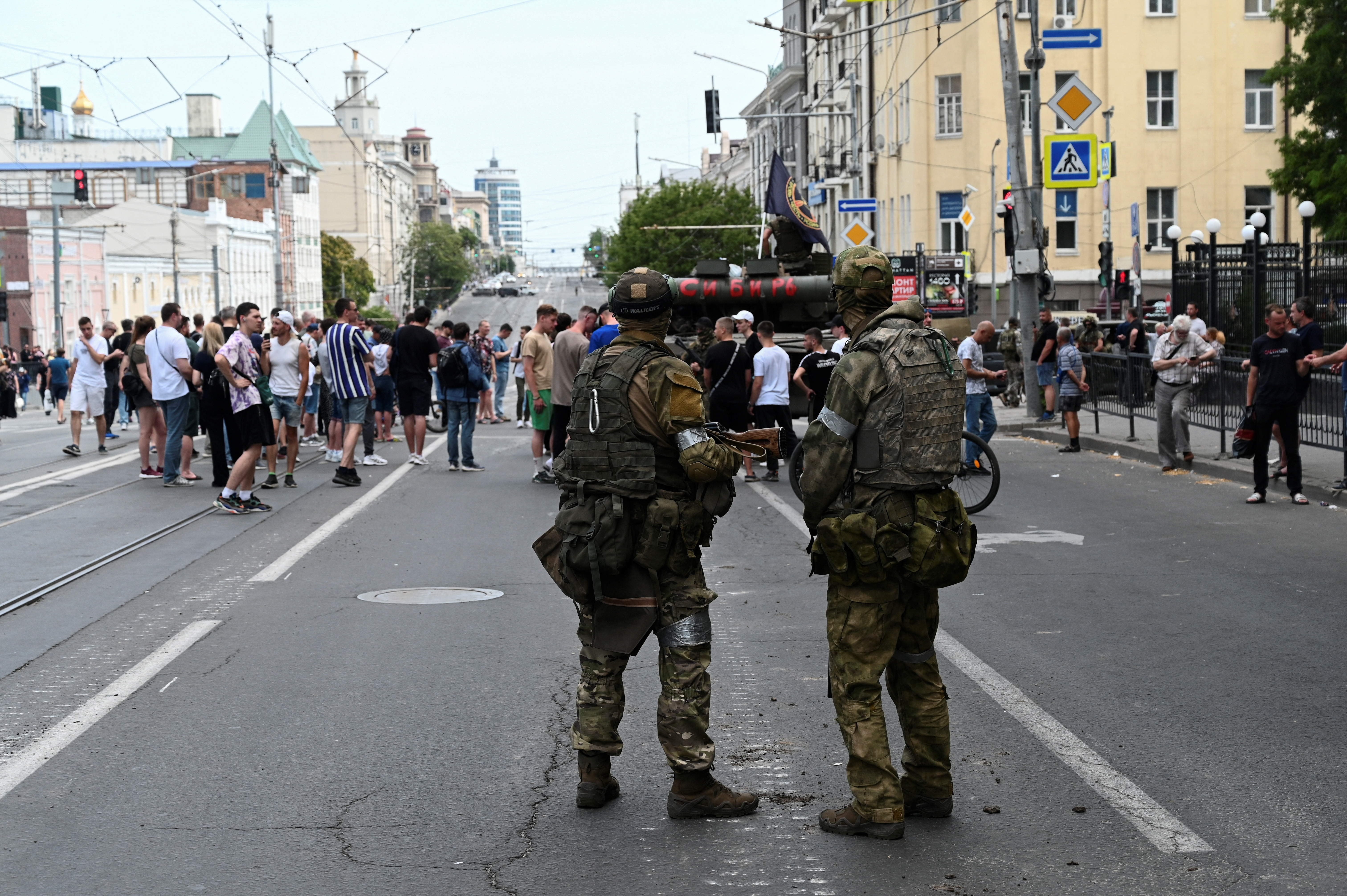 image Russian defence ministry says Wagner is completing handover of its weapons