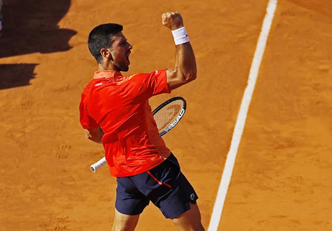 image Djokovic, Alcaraz on track for French Open showdown, Sabalenka snubs press again (wrapup)