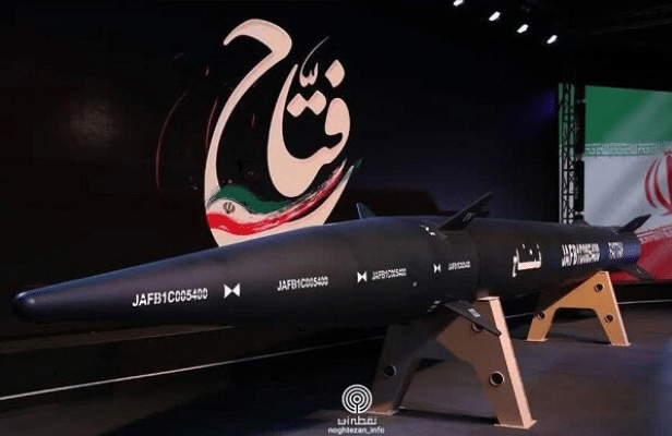 image Iran presents its first hypersonic ballistic missile, state media reports