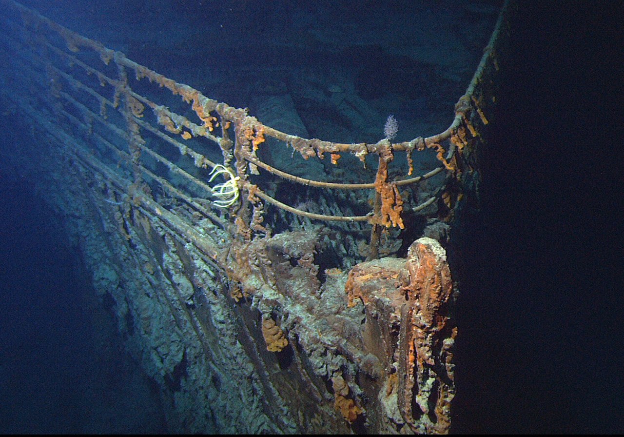 image Titanic tourist sub still missing as rescuers race against time (Update)