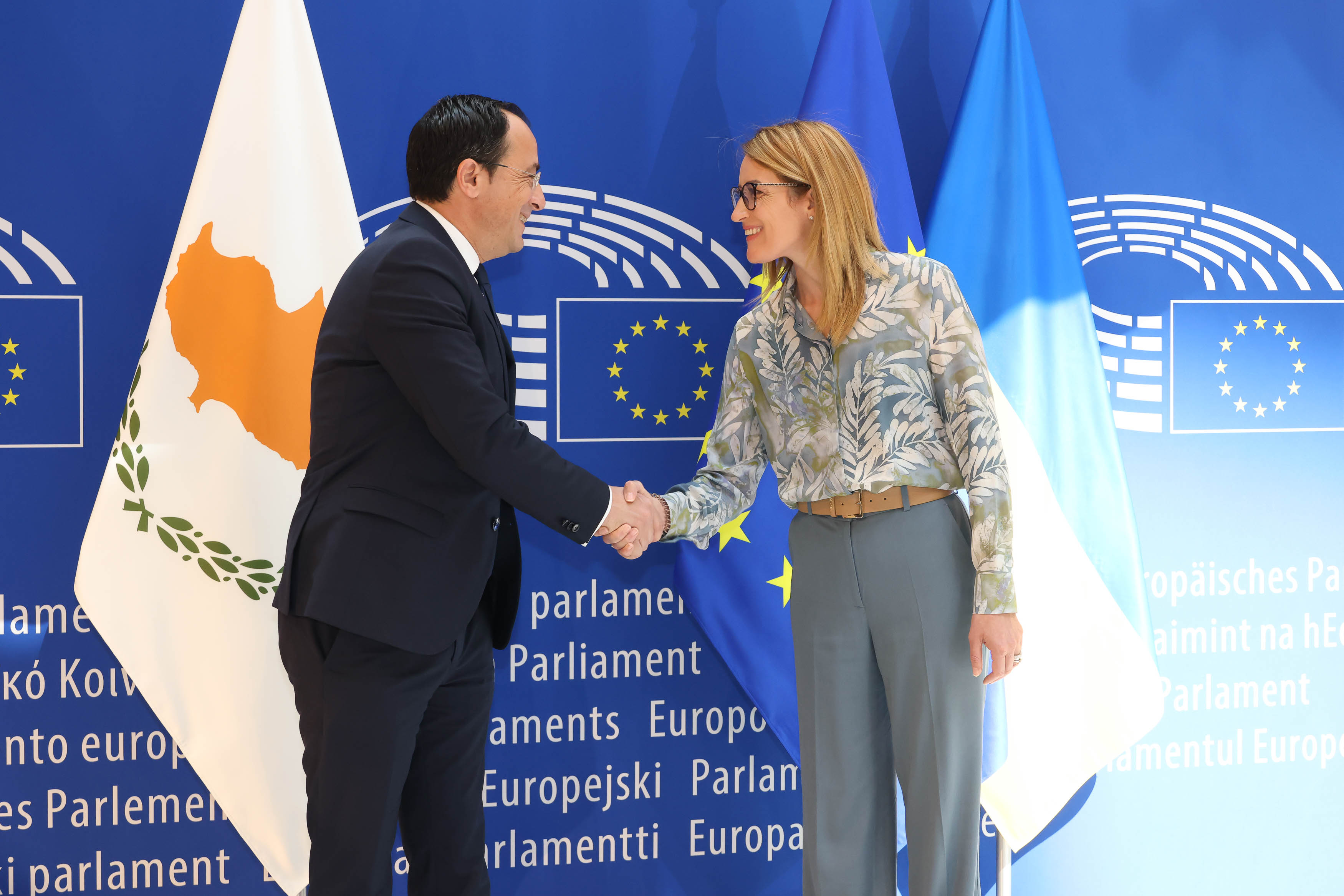 image Christodoulides meets Metsola to push for progress on peace talks