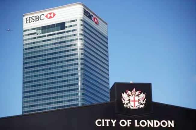 image HSBC shareholders support restructuring, aiming for higher returns