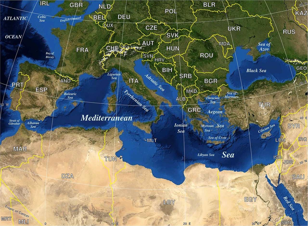 image Russia says one of its warships rescued 68 passengers from boat in Mediterranean